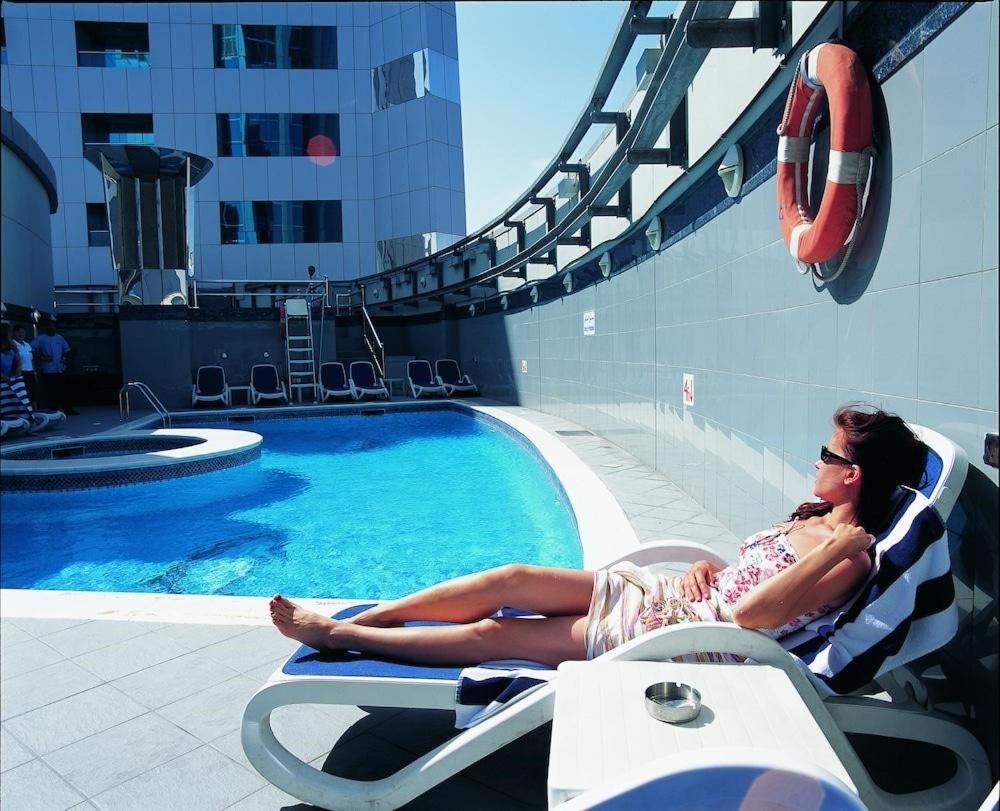 Royal Concorde Hotel & Suite دبي المظهر الخارجي الصورة