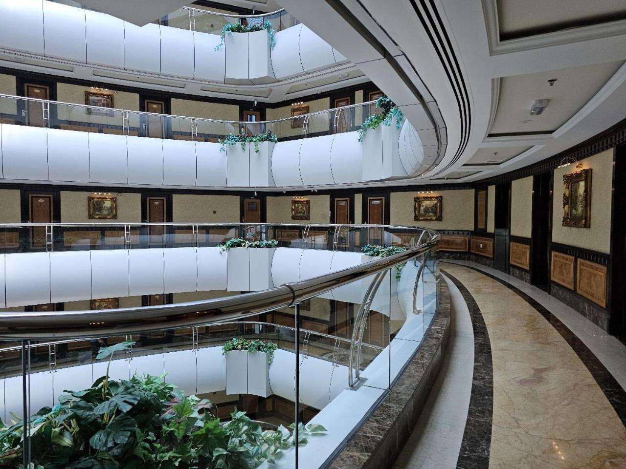 Royal Concorde Hotel & Suite دبي المظهر الخارجي الصورة