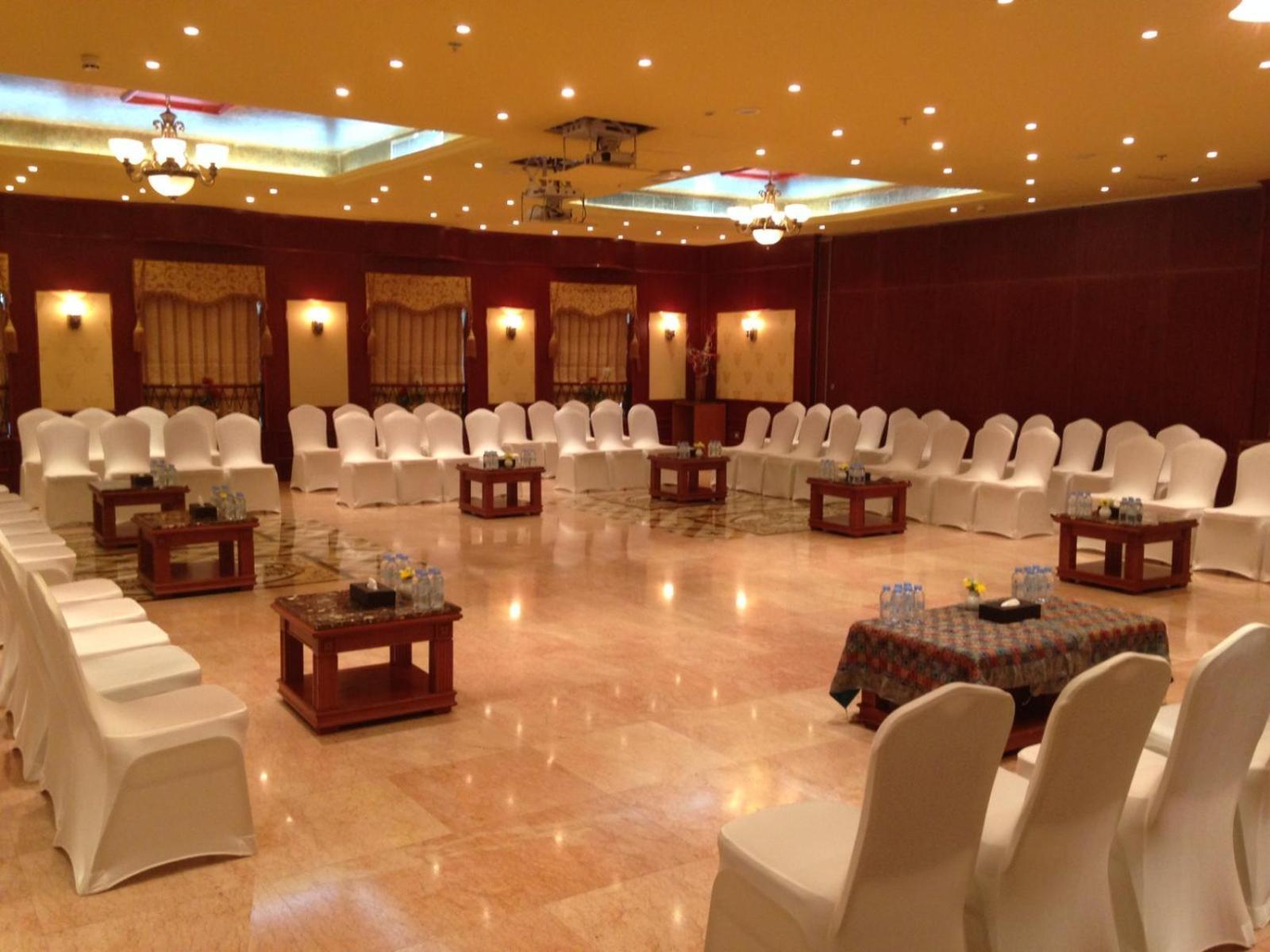 Royal Concorde Hotel & Suite دبي المظهر الخارجي الصورة