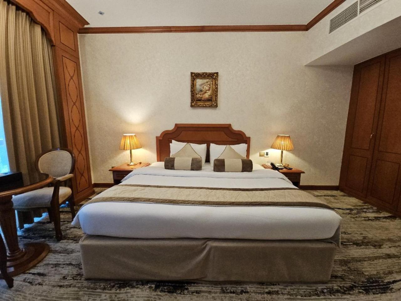 Royal Concorde Hotel & Suite دبي المظهر الخارجي الصورة