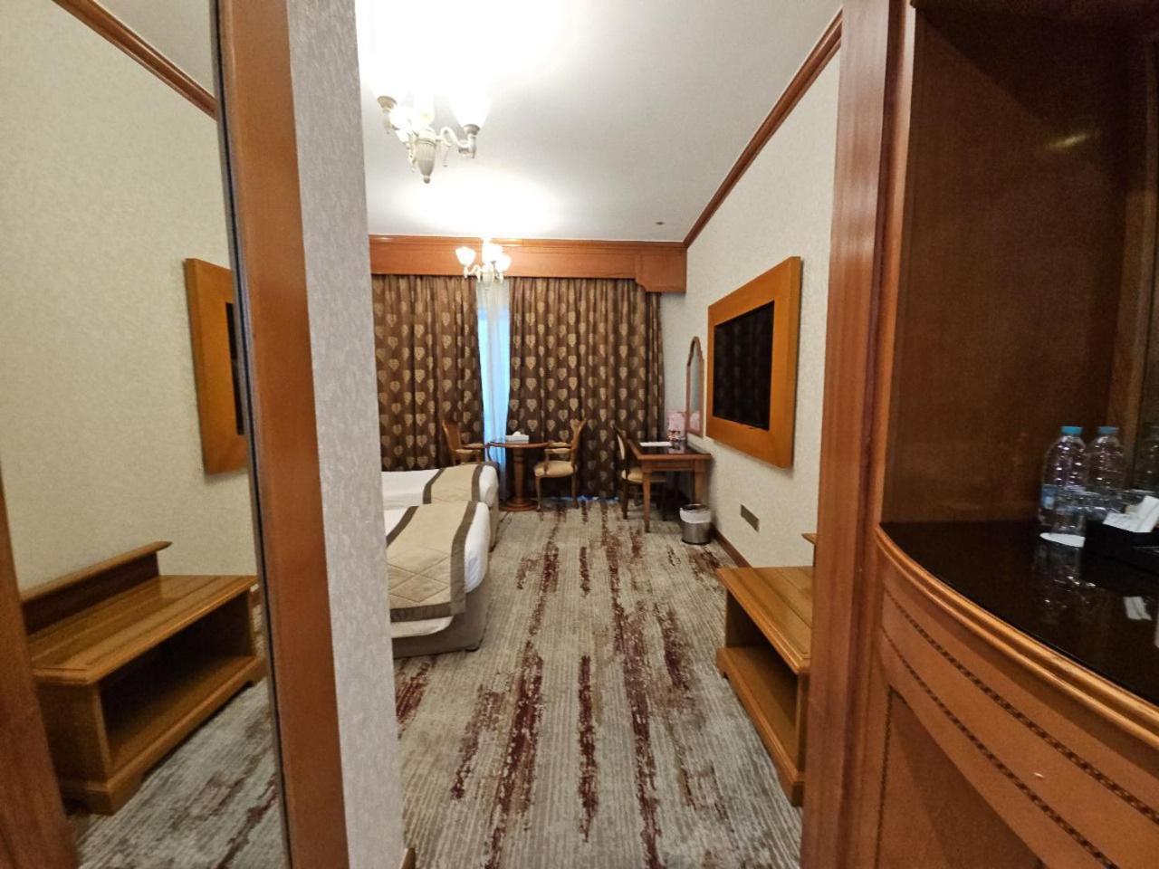 Royal Concorde Hotel & Suite دبي المظهر الخارجي الصورة