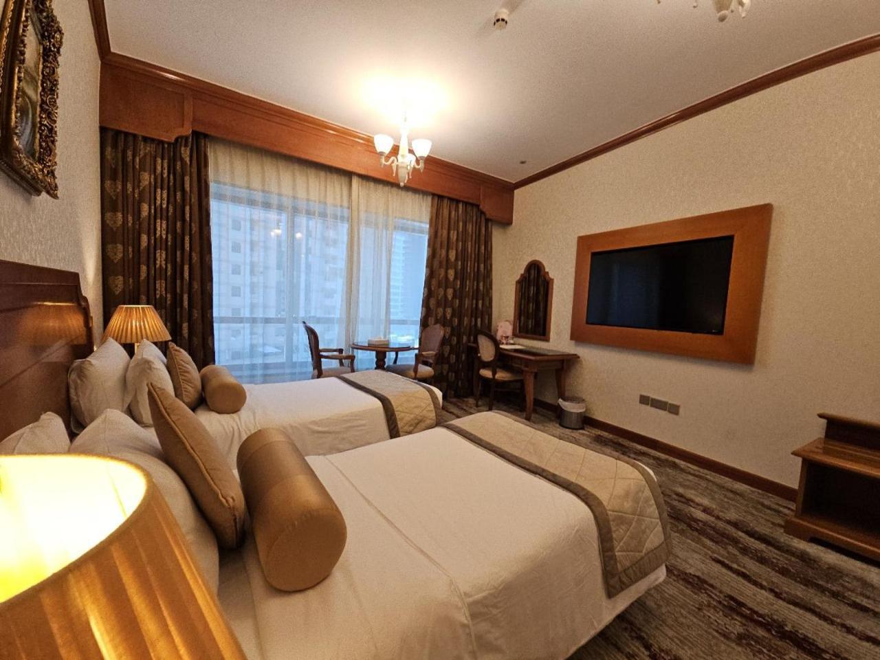 Royal Concorde Hotel & Suite دبي المظهر الخارجي الصورة
